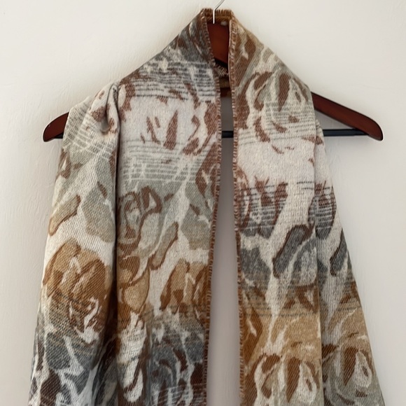 Steve Madden Floral Scarf Neutral Colors 72x21 Soft Cozy Oversized - Picture 2 of 6